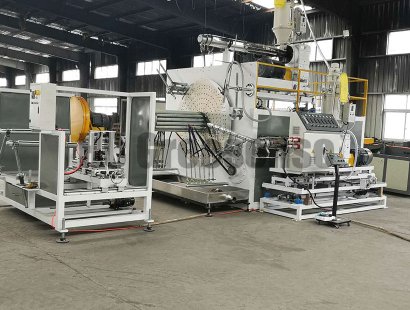 中空壁纏繞管設備